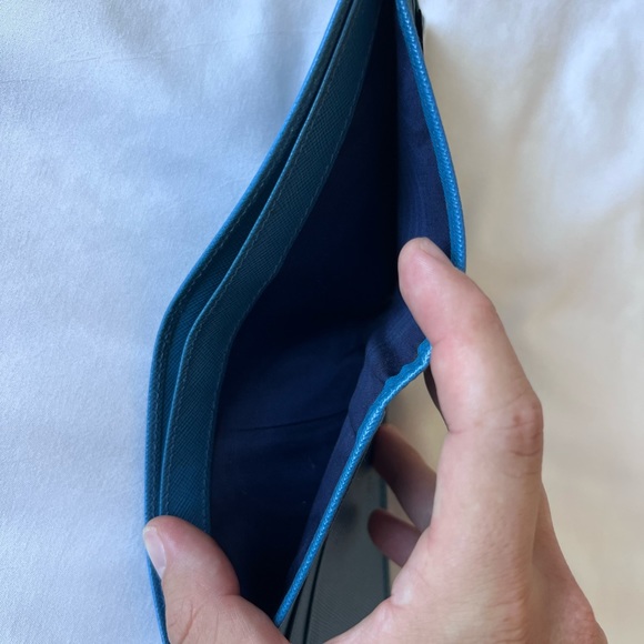 PRADA BLUE SAFFIANO LEATHER BI-FOLD WALLET - Picture 6 of 7